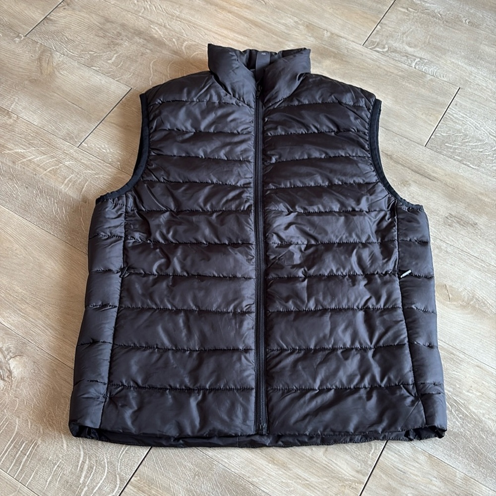 H&M Black Vest Women’s Size Small Pockets